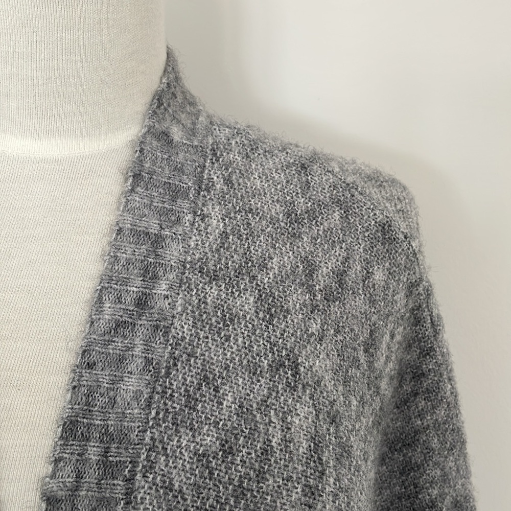 NWOT SURKANA Oversize Shawl Sweater. Heather Grey Colour.  Size: One Size - Picture 7 of 10